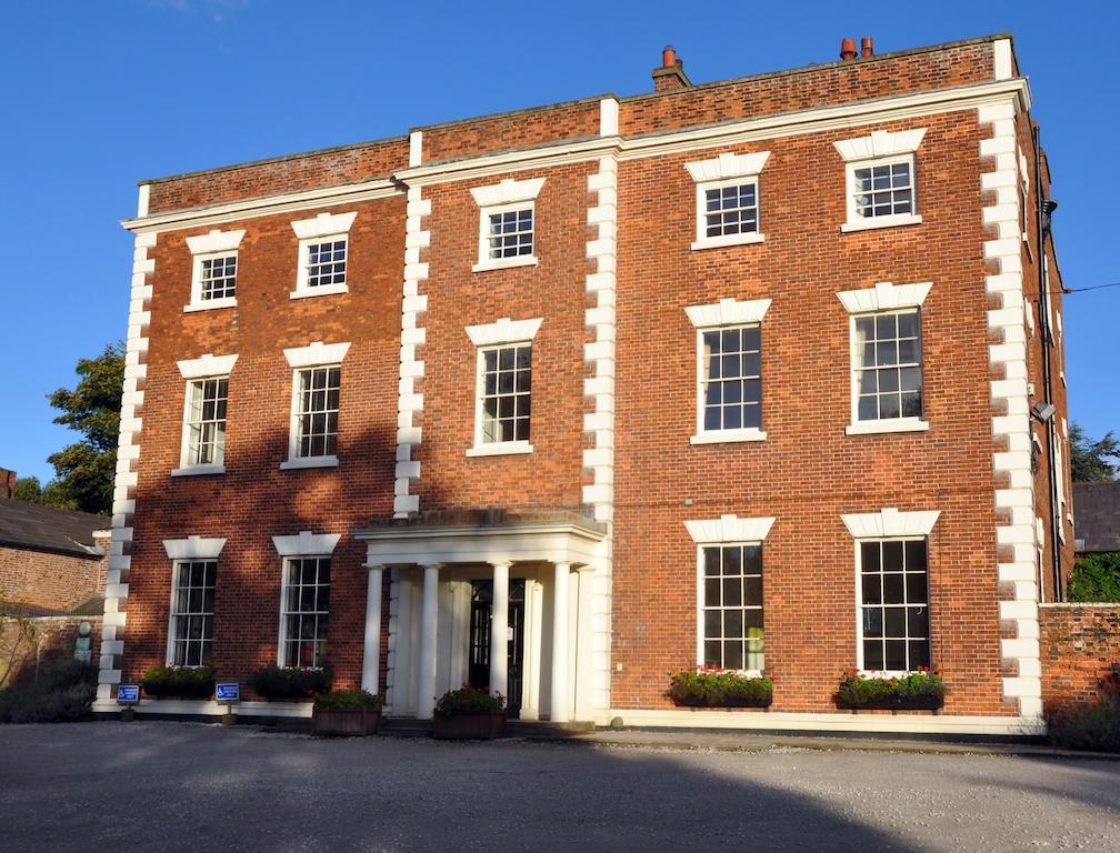 Trafford Hall Chester Dış mekan fotoğraf
